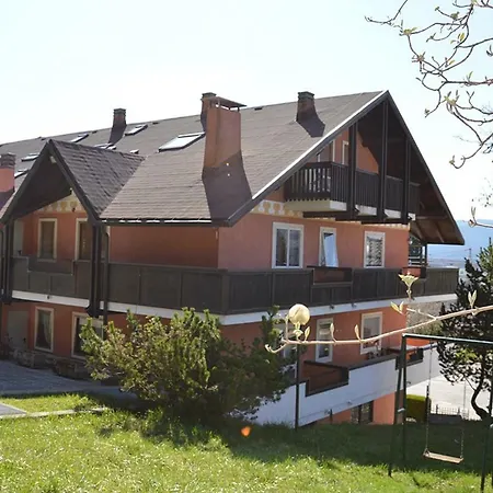 Ai Pini Roana